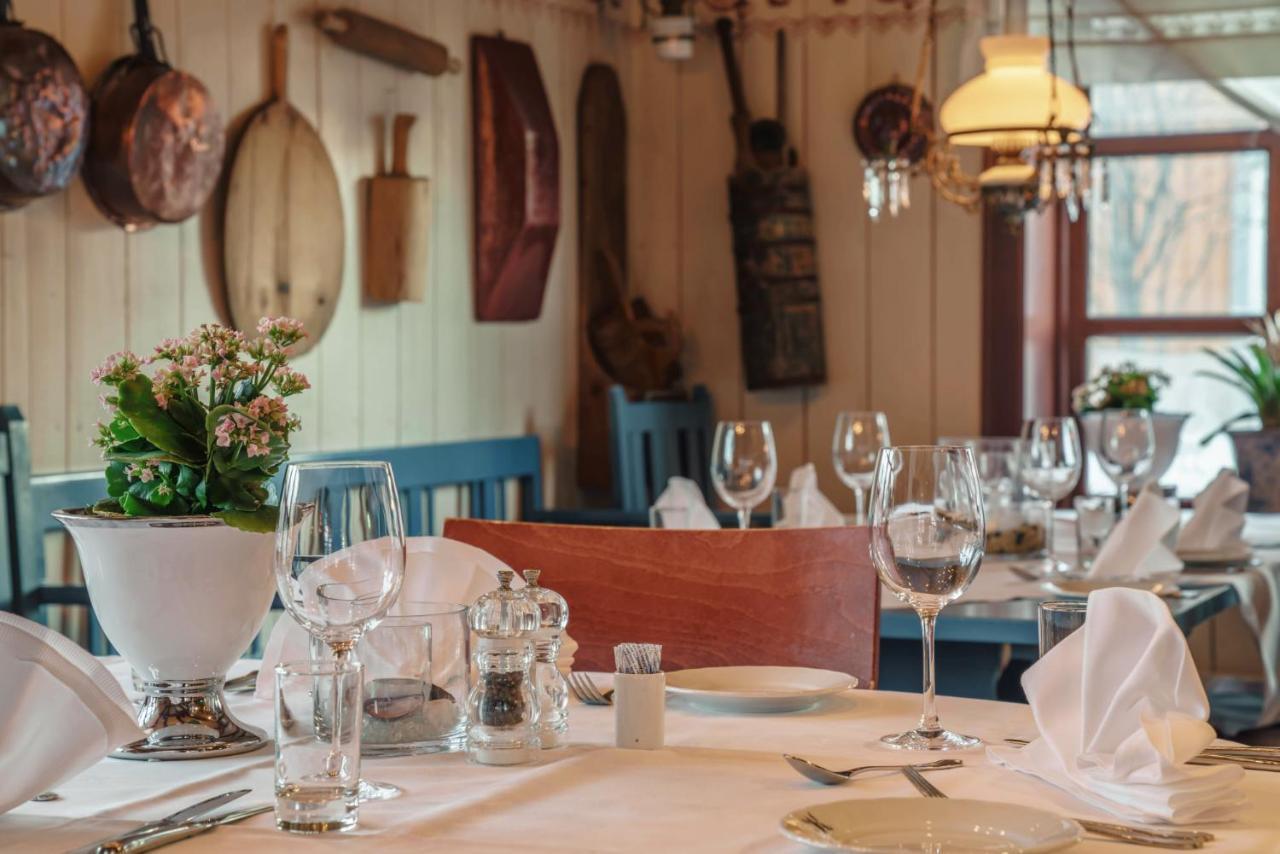 Отель Anker Brygge Свольвер Экстерьер фото Restaurant in the hotel