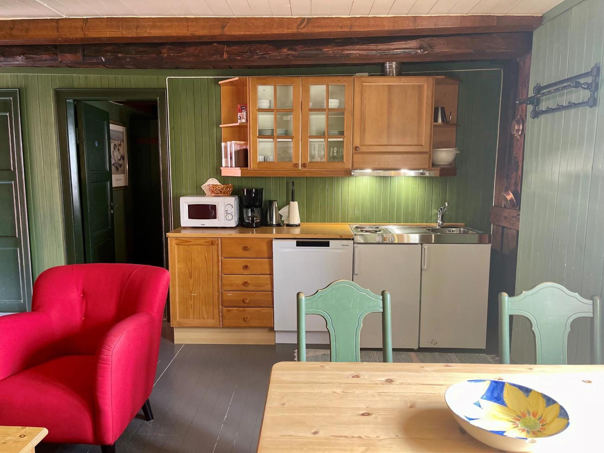 Отель Anker Brygge Свольвер Экстерьер фото Kitchen in a typical cottage