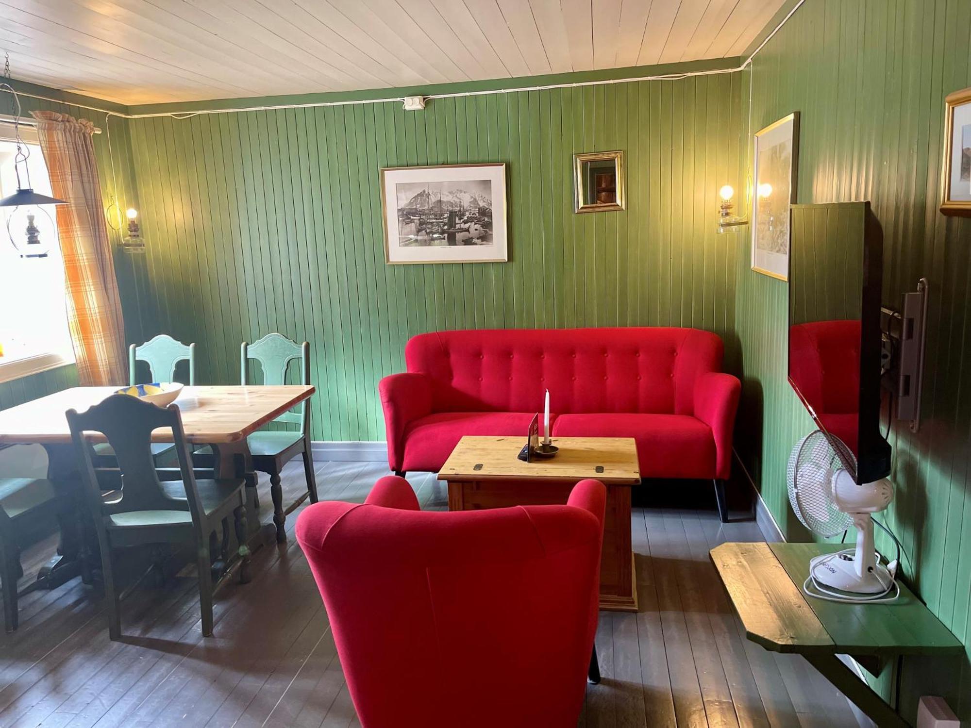 Отель Anker Brygge Свольвер Экстерьер фото The living room