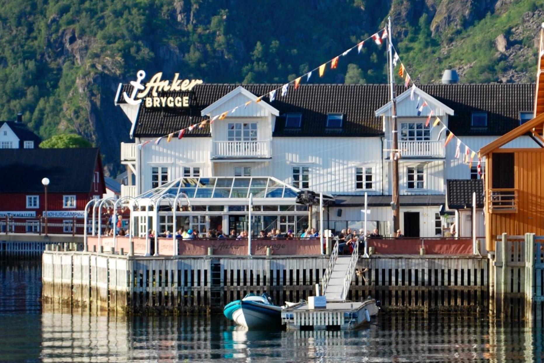 Отель Anker Brygge Свольвер Экстерьер фото