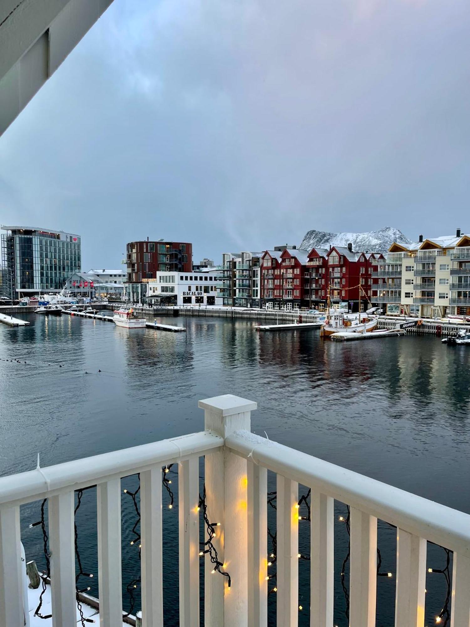 Отель Anker Brygge Свольвер Экстерьер фото View of the town