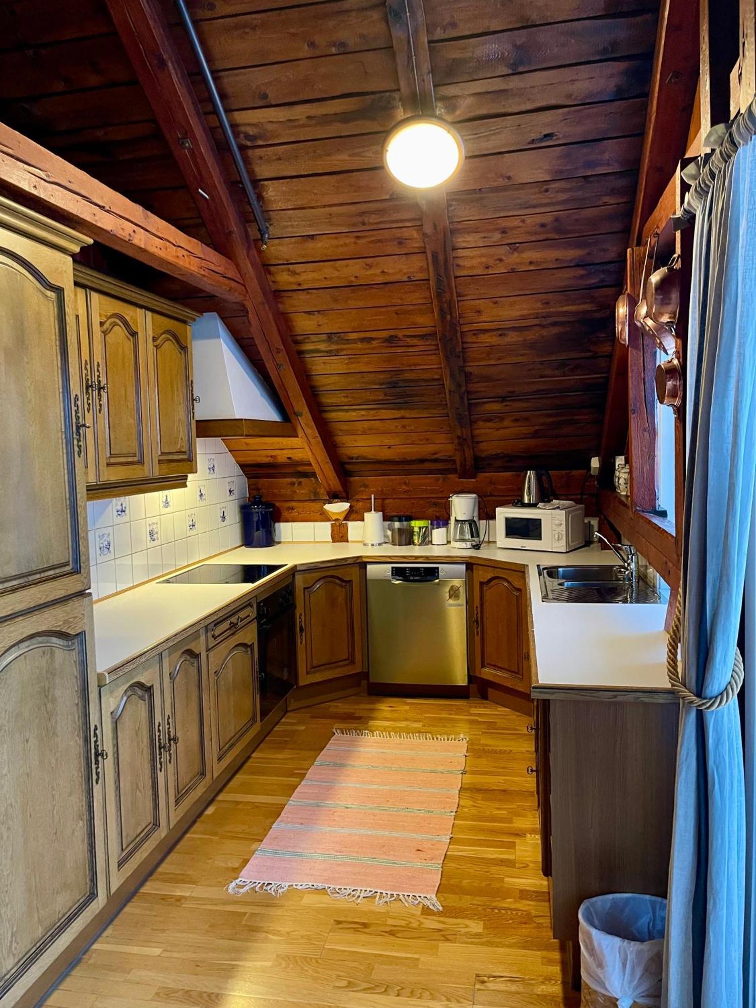 Отель Anker Brygge Свольвер Экстерьер фото Kitchen
